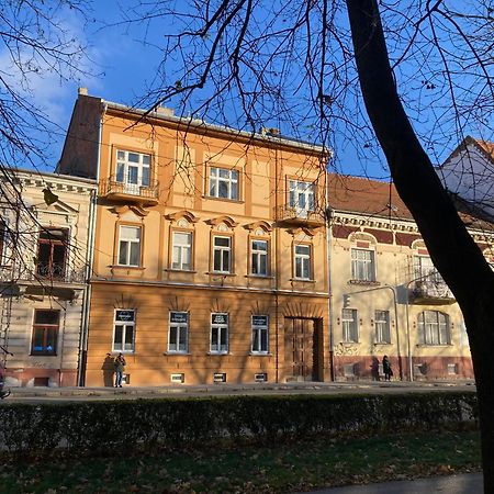 Apartman Moyzesova Košice Exteriör bild